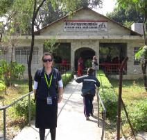 PhotoID:8189, Student Jo Mahady visiting a health centre