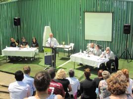 PhotoID:14243, L-R Dale Trott, Justin Kann, Jenny Roberts, VC Scott Bowman, John Fitzsimmons, Emily Lawless-Pyne and DVC Alastair Dawson