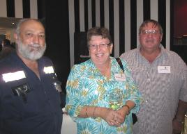 PhotoID:10457, Geoff Saunders with Robyn and Jim Steedman at the Gladstone function