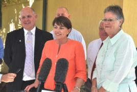 PhotoID:11227, Premier Anna Bligh is flanked by Vice-Chancellor Scott Bowman and CQIT Acting Director Kirsti Kee