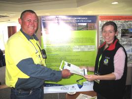 PhotoID:7566, Dr Susan Kinnear chats with Troy Svensen from Rockhampton Regional Council