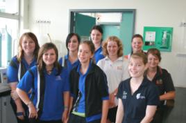 PhotoID:6901, CQUniversity PhD student Amy Suthers explains immunology to Yeppoon and Glenmore high school students