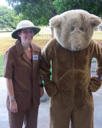 PhotoID:4392, Zookeeper Melanie Jackson escorts a bear around the 