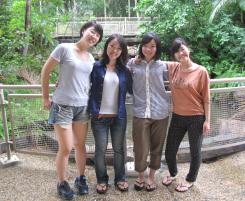 PhotoID:11974, L-R Moe, Miki, Hitomi and Kanna explore Rockhampton Campus