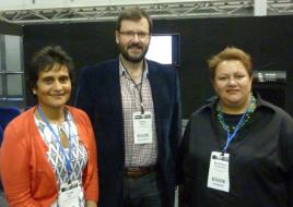 PhotoID:12973, Meeting participants Yvette Roe, Prof Chris Zeitz and Prof Bronwyn Fredericks