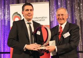 PhotoID:11216, Dr Steve Pace accepts his national award from Professions Australia CEO Malcolm Farrow
