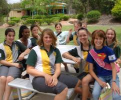 PhotoID:5027, Year 8 students from Kepnock State High School enjoying the grounds at CQU Bundaberg