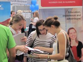 PhotoID:10998, Participants in a recent careers fair