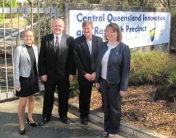 PhotoID:11331, L-R Rockhampton Regional Council rep Penelope-Jane Fry, VC Scott Bowman, Innovative Regions Facilitator Ian Ogden and DVC Jennelle Kyd