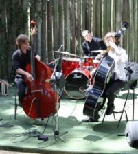 PhotoID:8540, Luke McIntosh (left) entertains on campus in Rockhampton.