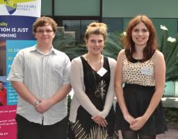 PhotoID:12405, Iwasaki Foundation Scholarship recipients Thomas Donaldson, Destiny Powell and Rebecca Armitage