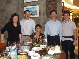 PhotoID:8662, Suzi Blair with L-R Wong Nyuk Lian, Raymond CK Tan, Jimmy Lim and Neoh Chiaw Kheng