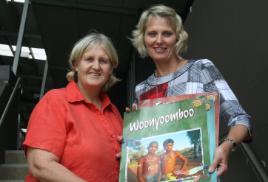 PhotoID:11815, L-R CQUniversity Bachelor of Learning Management (Primary School) graduate Juliet Greenlees with program head Susan Richardson