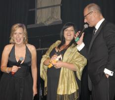 PhotoID:4233, Angie with Mel and Kochie at the awards -  Photo by: EventPix