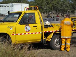 PhotoID:9096, The rural fire brigade prepare for the cool weather burn at Rockhampton campus.