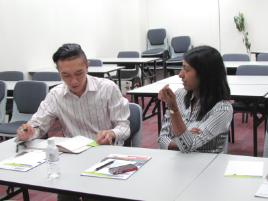 PhotoID:12309, CQU IHL marketing manager, Andy Tan chats with one of the alumni