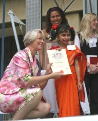 PhotoID:4645, Mayor Margaret Strelow and new citizens at the Fair - photo by Noel Connor