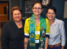 PhotoID:14192, Prof Fredericks congratulates Stephanie Joyce who brought her mum Narelle Pasco. Stephanie is now enrolled in an Associate Degree of Engineering.