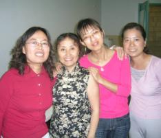 PhotoID:5606, Visiting scholars (from left) (from left) Julie, Sally, Rebecca and Christine