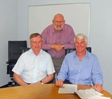 PhotoID:13076, CQUniversity Bundaberg Head of Campus Professor Phillip Clift (centre) with Captain David Whyte (left) and Captain Mac af Uhr of the Australian Flight Academy, which will provide commercial pilot training in conjunction with CQUniversity's aviation programs.     