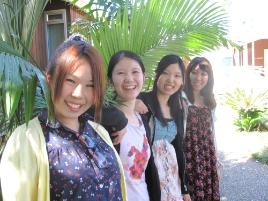 PhotoID:9626, LINK for larger image. From left to right, Yuki Goto, Kaori Fujiwara, Aina Yaekura and Shoko Fuchigami on campus in Rockhampton