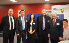 PhotoID:13226, L-R Dr Greg McMillan, Nik Babovic, Anita Woods, Professor Scott Bowman and Rennie Fritschy