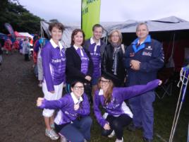 PhotoID:12528, CQUniversity Conquerors L-R Natasja Steenkamp, Pauline McNee, Johnathan Hewis, Elizabeth Underwood, Wayne Milsom, Maria Tyler and Melissa Woods. (Absent: Carole Dawes, Sharon Grubb, Tracey Milsom, John Atkinson, Andrea Newton and Toni Coleman)