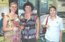 PhotoID:10002, LINK for a larger image. L-R: Dr Christelle Catuogno, Deborah Tunnicliff, Lilian De Torres