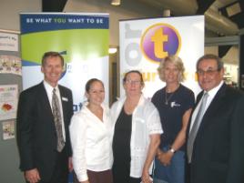 PhotoID:7045, Neil Butler (CQUniversity Director of Marketing), Maureen O'Shea (Young People's Librarian), Tracey King (Noosa Library Coordinator), Susan Richardson (CQUniversity Noosa Campus Academic Manager), Ross Maunsell (yourtutor)