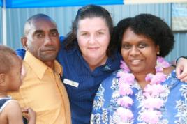 PhotoID:6212, CQUniversity rep Michelle Roberts with Simone and husband Evan